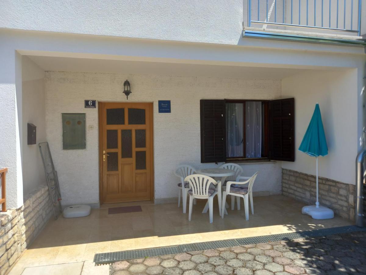 Dubravka 1 Villa Funtana Exterior photo